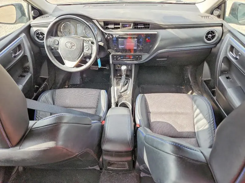 2018 TOYOTA COROLLA SE  