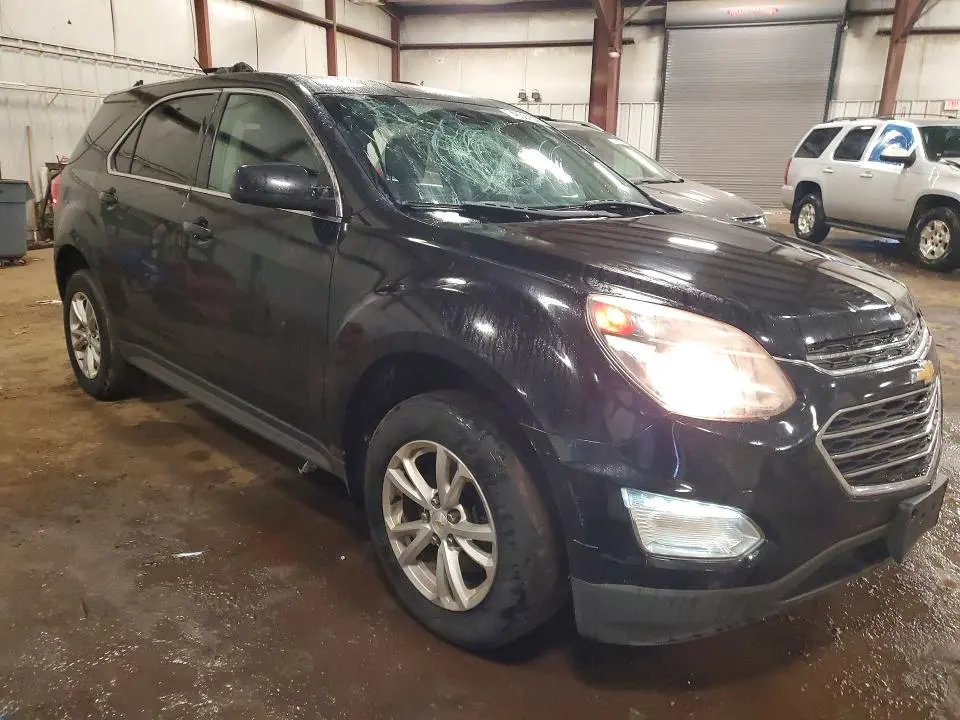 2017 CHEVROLET EQUINOX LT  