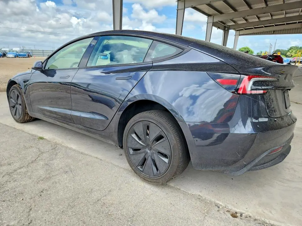 2025 TESLA MODEL 3   