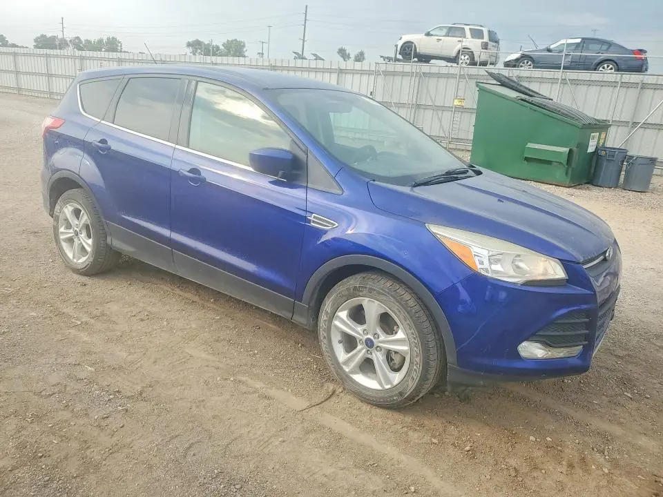 2015 FORD ESCAPE SE  