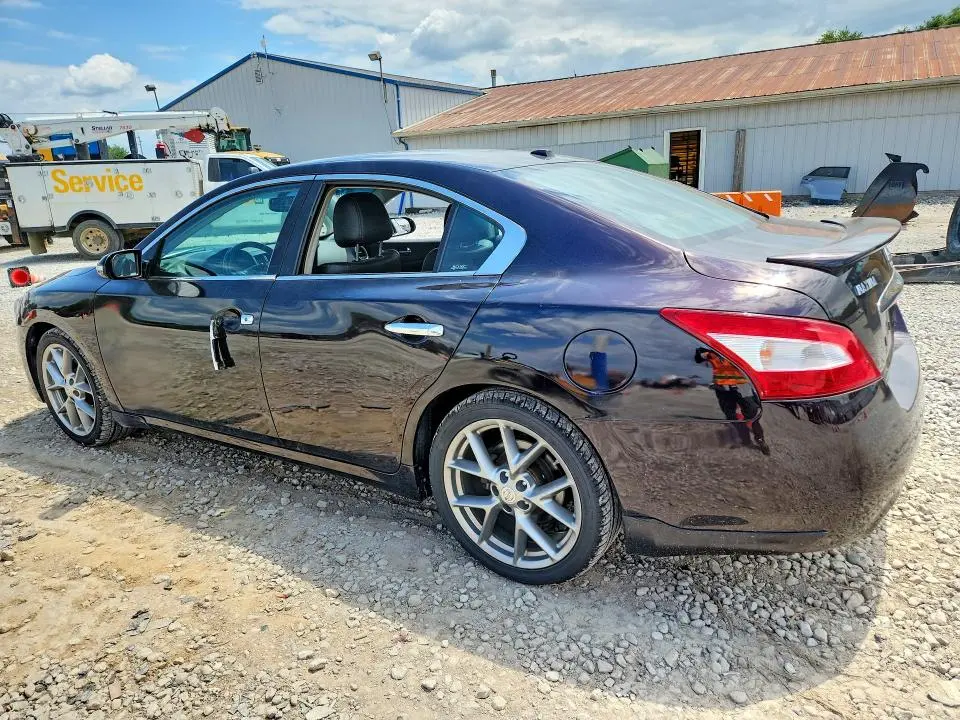 2011 NISSAN MAXIMA 3.5 S  
