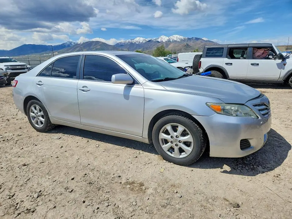 2011 TOYOTA CAMRY LE  