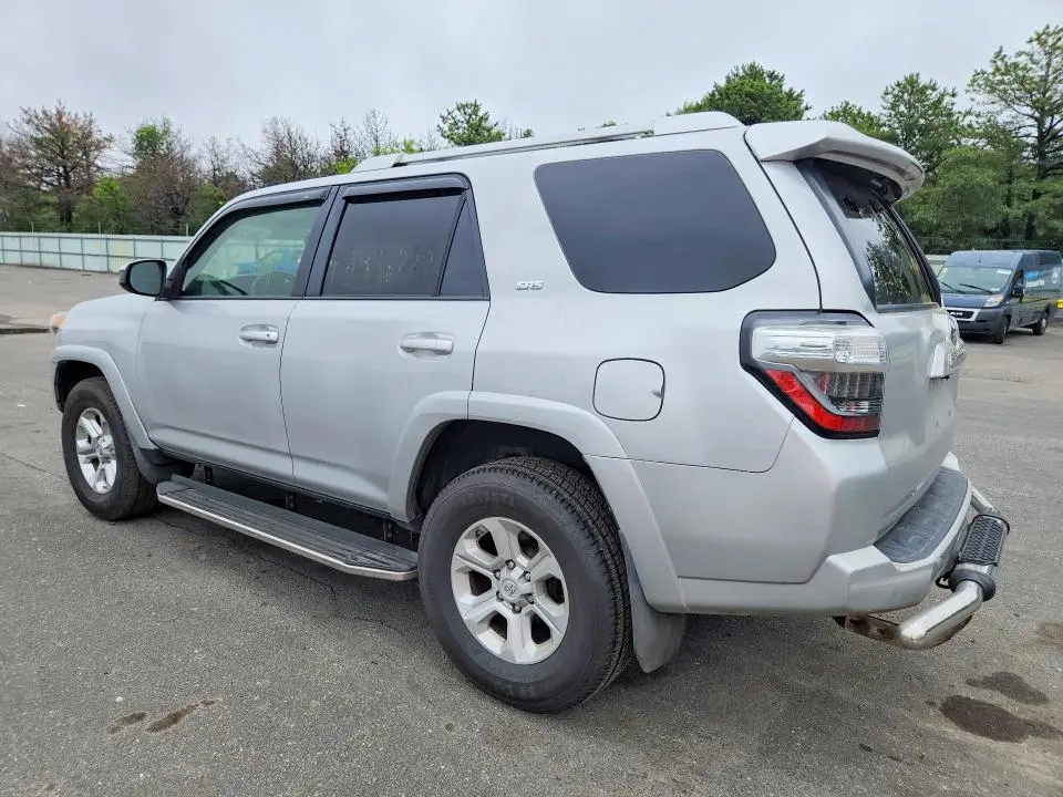 2015 TOYOTA 4RUNNER SR5  