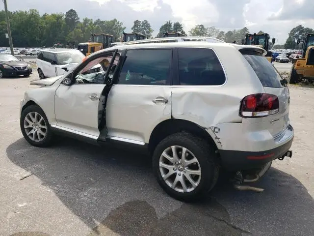 2010 VOLKSWAGEN TOUAREG TDI  