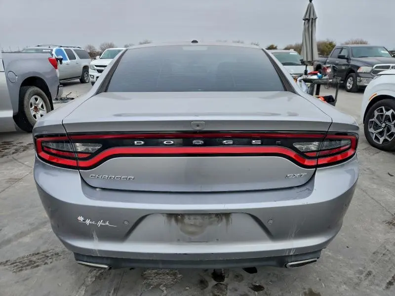 2018 DODGE CHARGER SXT  