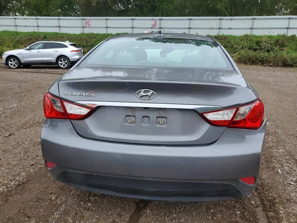 2014 HYUNDAI SONATA GLS  