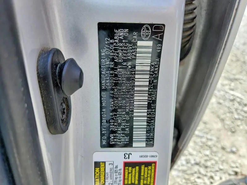 2012 TOYOTA COROLLA LE  