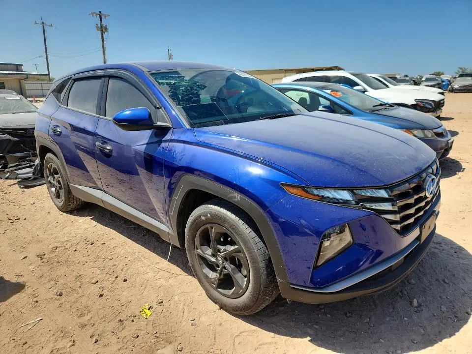 2023 HYUNDAI TUCSON SE  