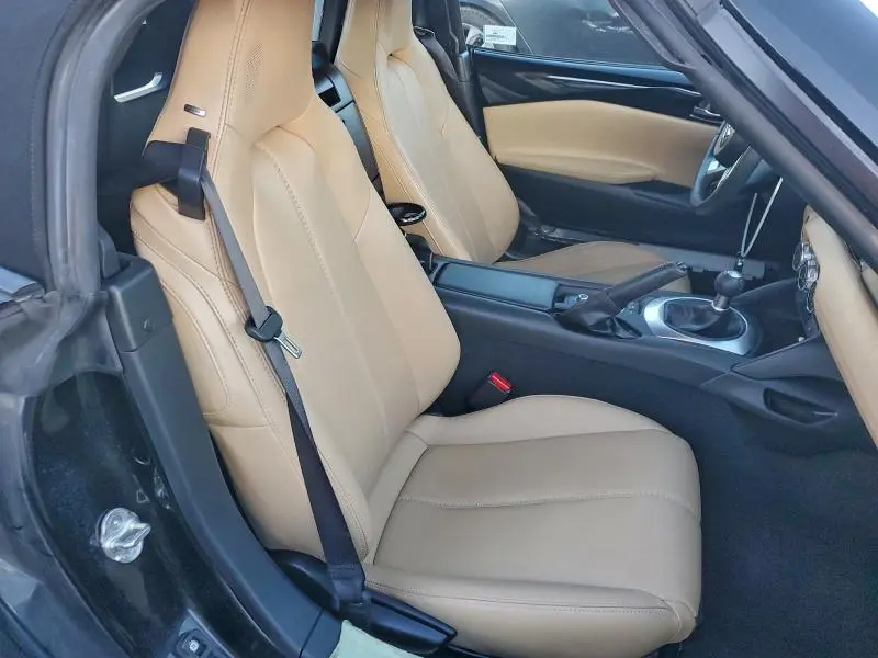 2016 MAZDA MX-5 MIATA GRAND TOURING  