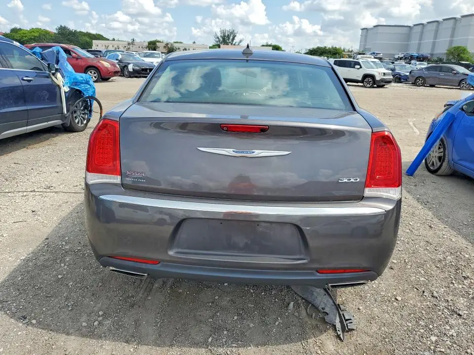 2020 CHRYSLER 300 LIMITED  