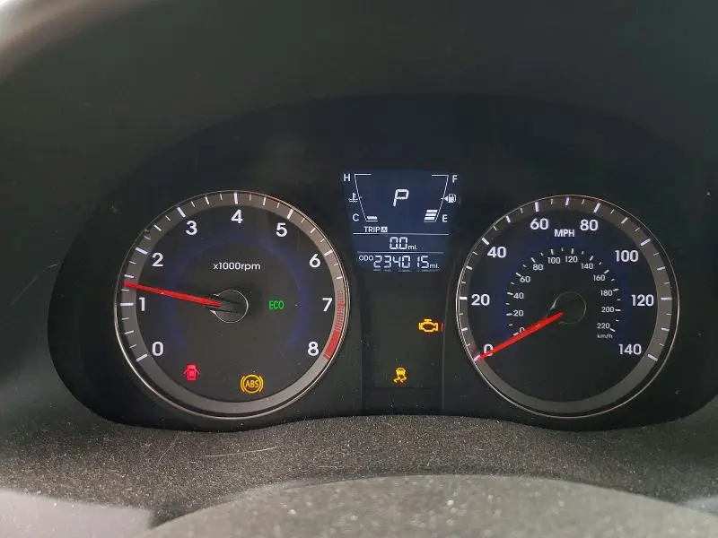 2013 HYUNDAI ACCENT GLS  