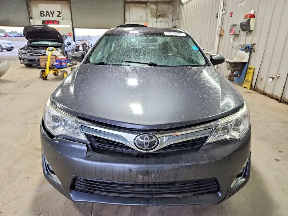 2012 TOYOTA CAMRY XLE  