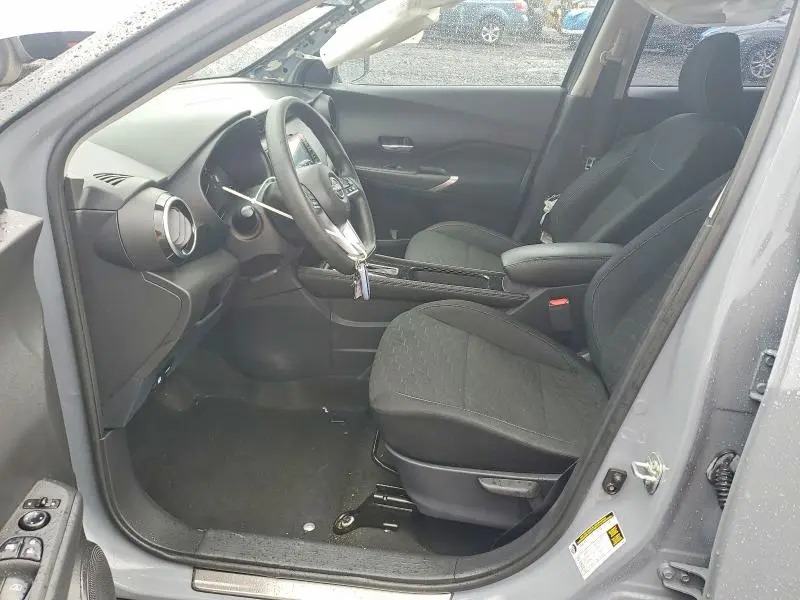 2022 NISSAN KICKS SV  