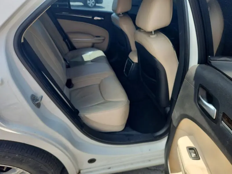 2017 CHRYSLER 300C   