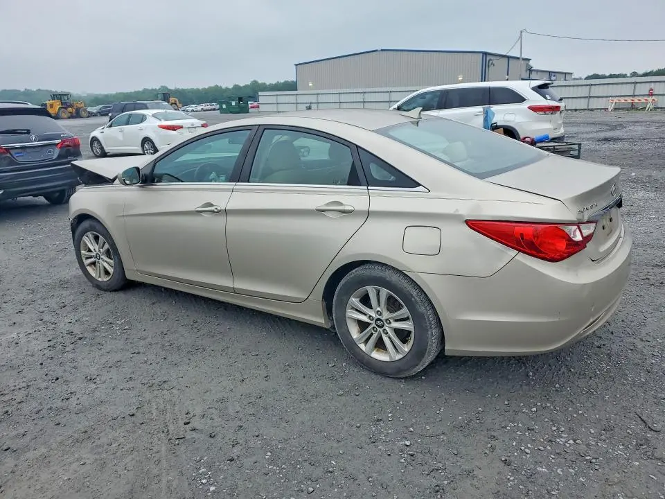 2011 HYUNDAI SONATA GLS  