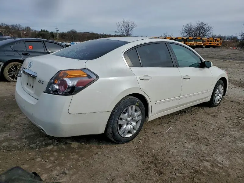 2010 NISSAN ALTIMA BASE  