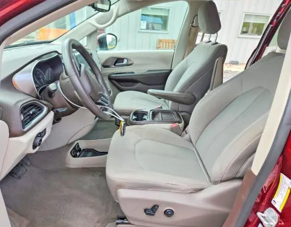 2017 CHRYSLER PACIFICA TOURING L  