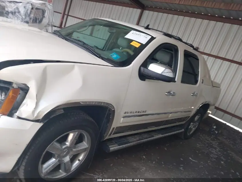 2013 CHEVROLET AVALANCHE LTZ