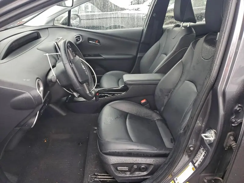 2022 TOYOTA PRIUS PRIME LE  