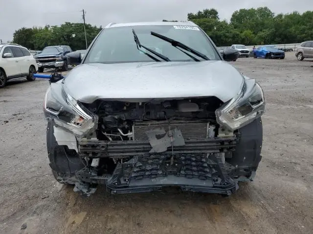 2018 NISSAN KICKS S  