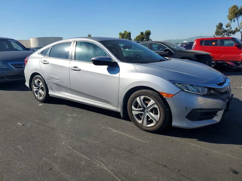 2018 HONDA CIVIC LX  