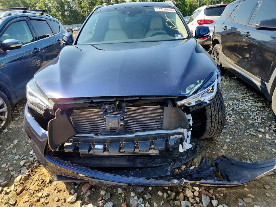 2020 INFINITI QX50 LUXE  