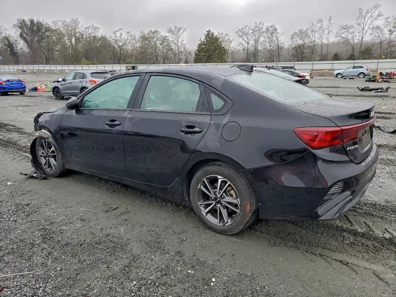2022 KIA FORTE FE  