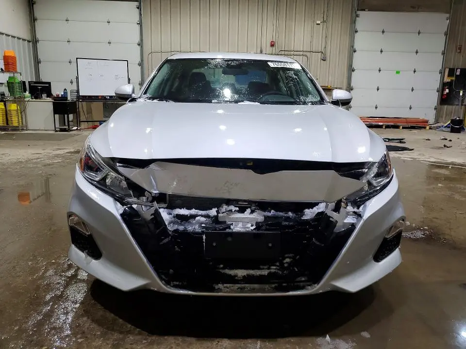 2021 NISSAN ALTIMA S  