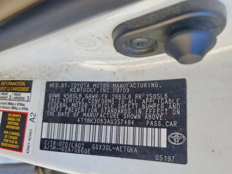 2010 TOYOTA AVALON XLS  