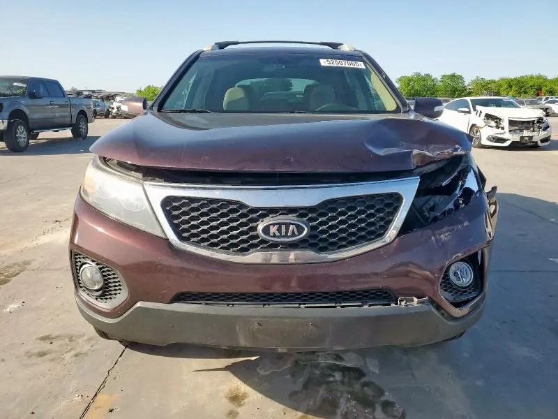 2013 KIA SORENTO LX