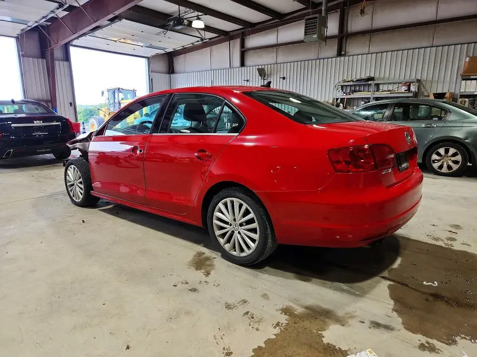 2011 VOLKSWAGEN JETTA SEL  