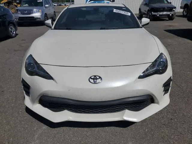 2019 TOYOTA 86   