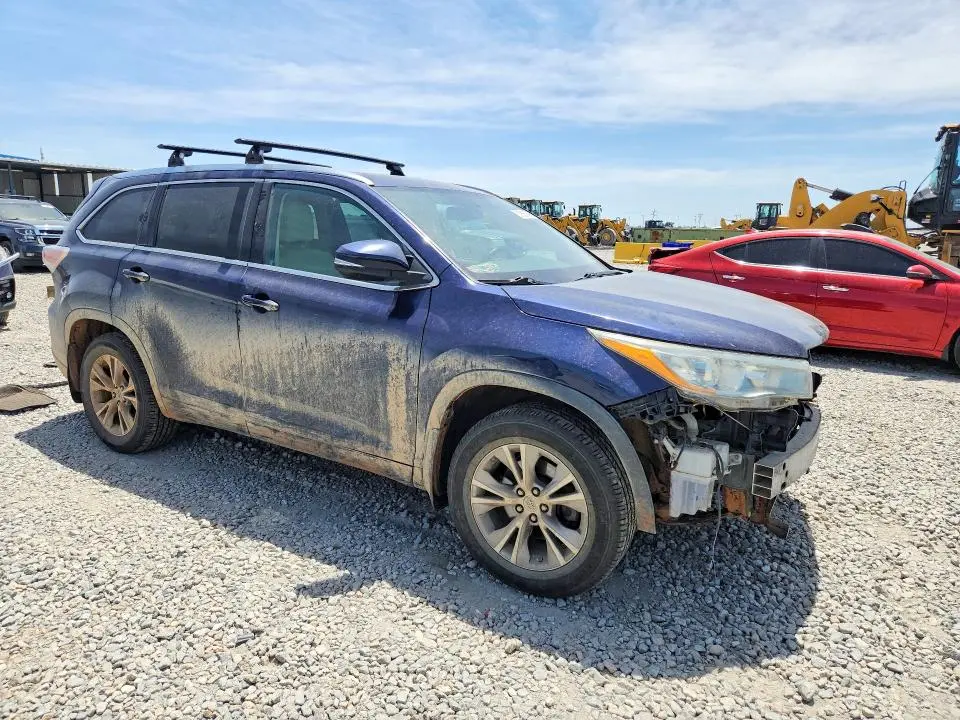 2015 TOYOTA HIGHLANDER XLE  