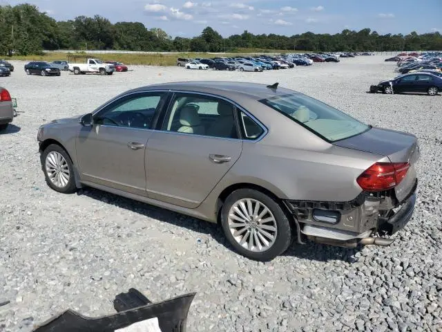 2016 VOLKSWAGEN PASSAT SE