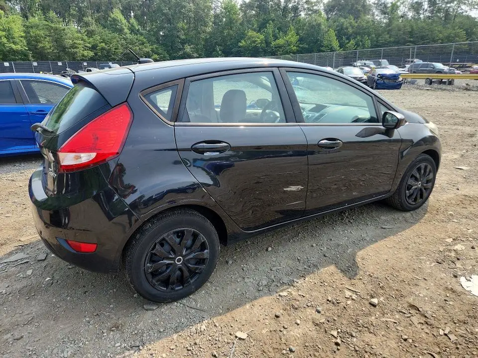2012 FORD FIESTA SE  