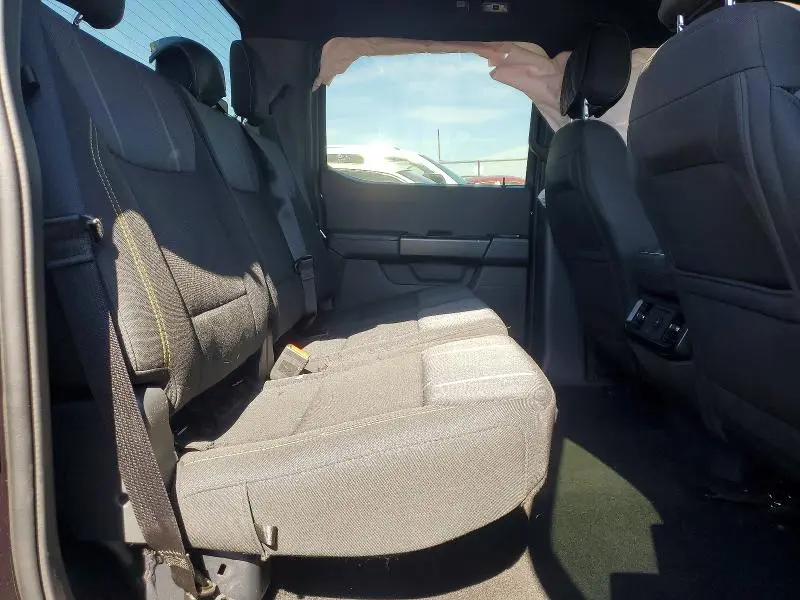2025 FORD F150 STX  