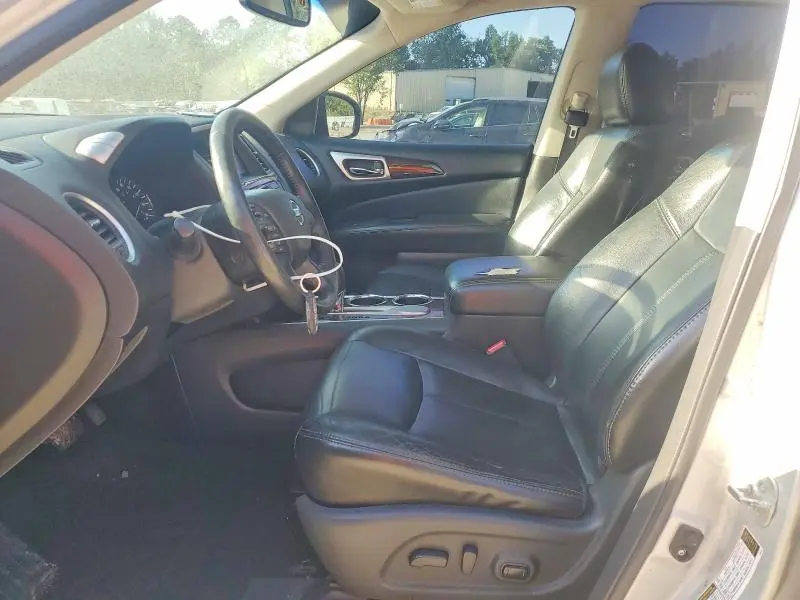 2014 NISSAN PATHFINDER SL  