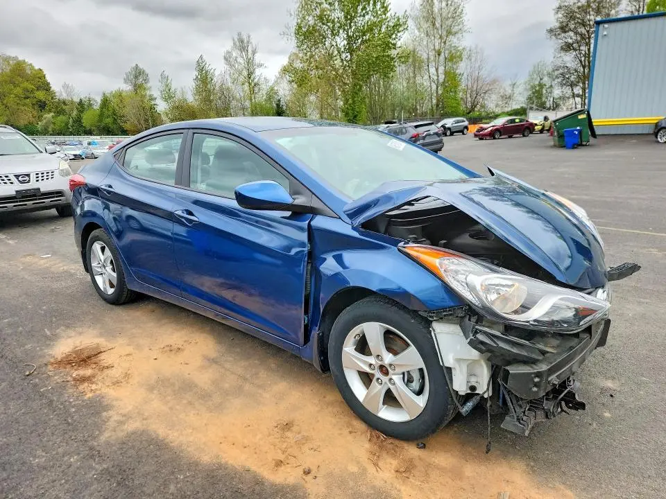 2013 HYUNDAI ELANTRA GLS  