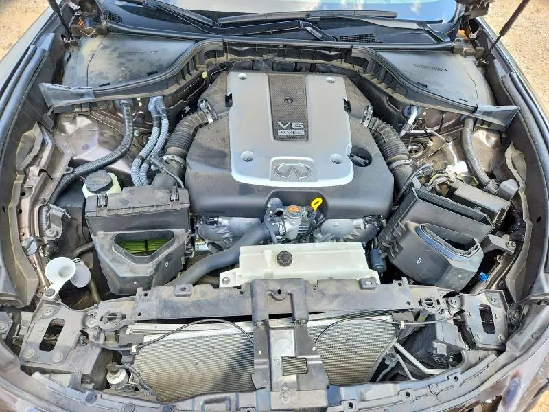 2019 INFINITI Q70 3.7 LUXE  