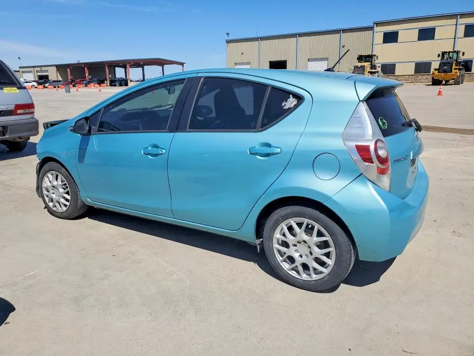 2013 TOYOTA PRIUS C ONE  
