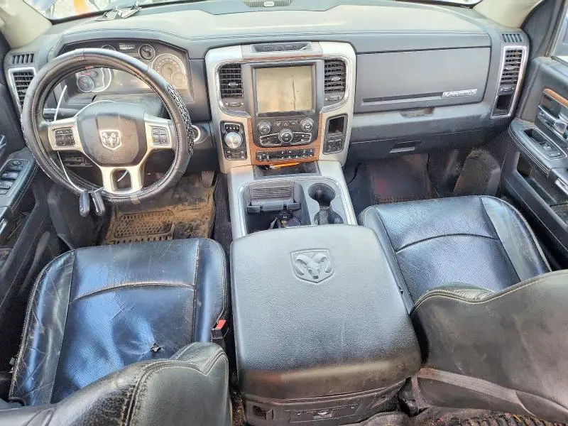 2016 RAM 1500 LARAMIE  