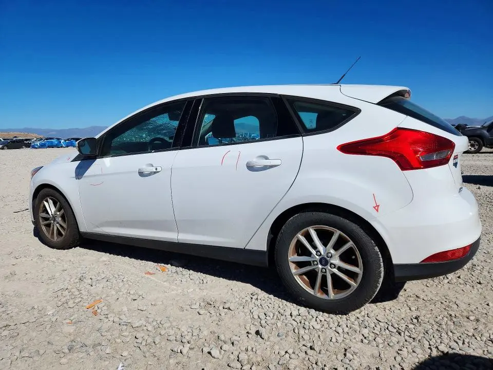 2016 FORD FOCUS SE  