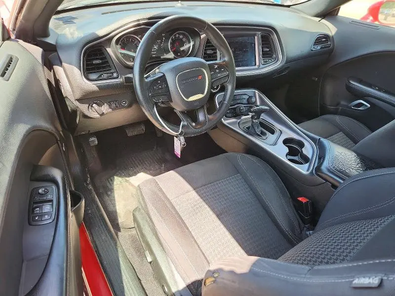 2017 DODGE CHALLENGER SXT  