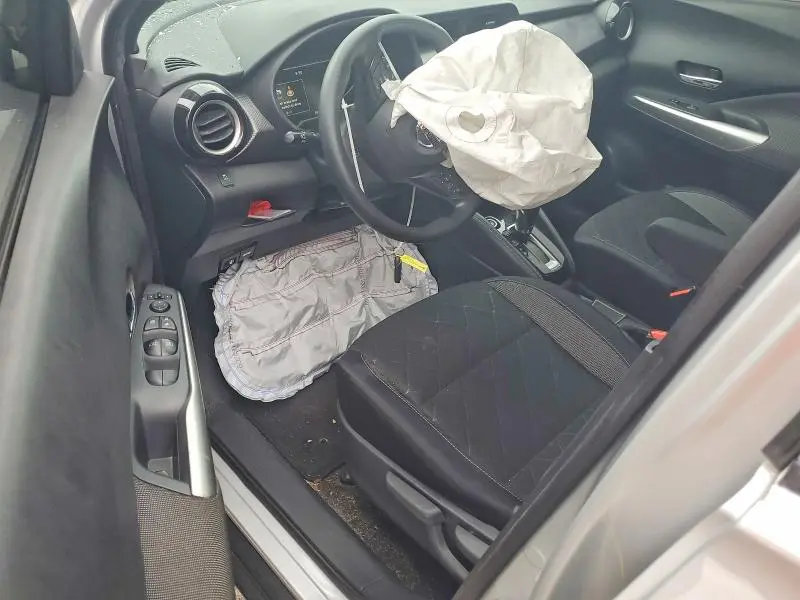 2019 NISSAN KICKS SV  