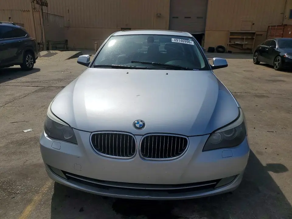 2010 BMW 528 I  