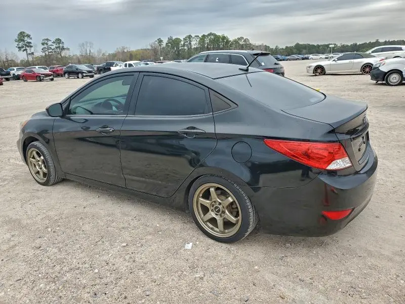 2012 HYUNDAI ACCENT GLS  