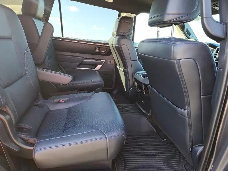 2025 TOYOTA SEQUOIA PLATINUM  