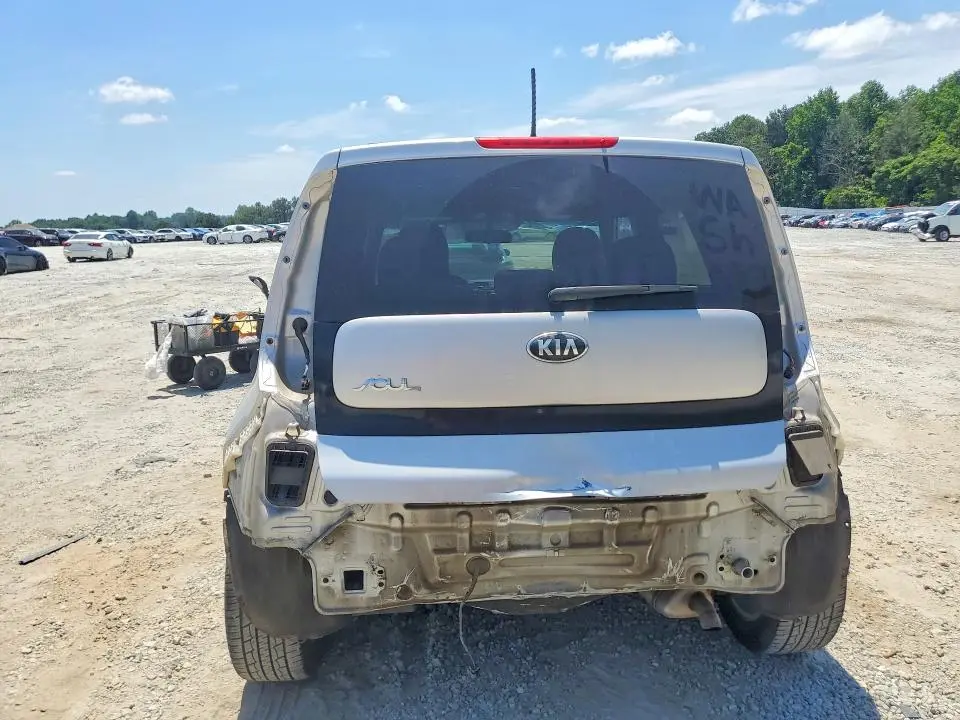2015 KIA SOUL +  