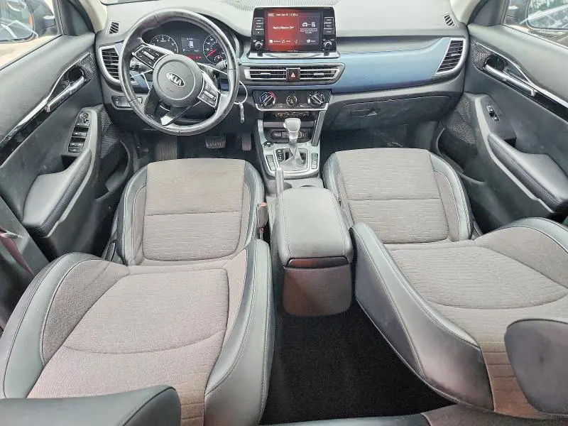 2021 KIA SELTOS S  