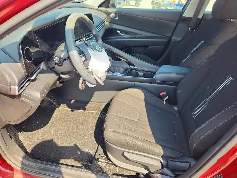 2024 HYUNDAI ELANTRA BLUE  